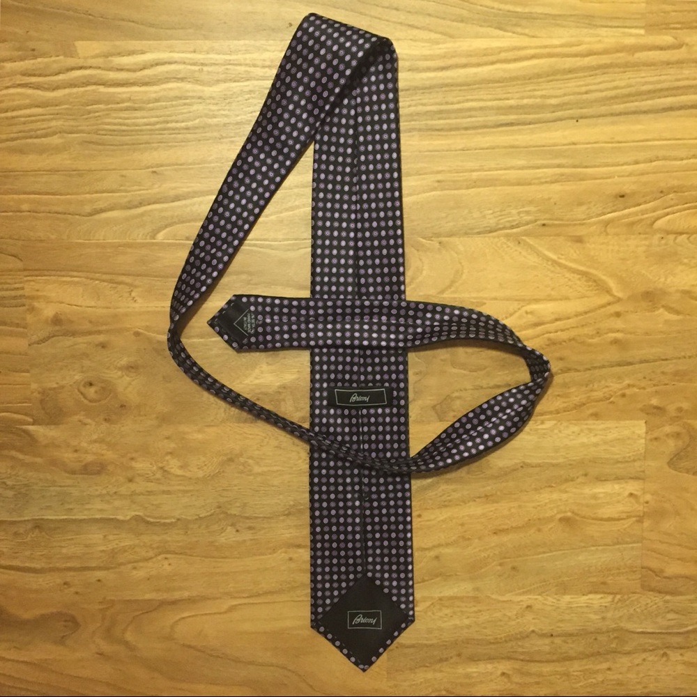 Sold! Current Luxury Brioni Purple Microdot Tie - Picture 3 of 8